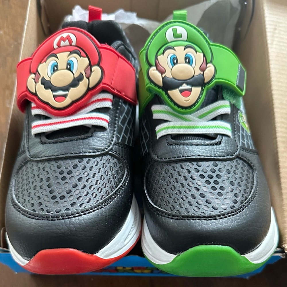 Super Mario Light Up Sneakers Ground Up Size 2 - Picture 6 of 8